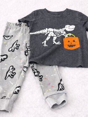 Cat & Jack Halloween Dinosaur Outfit 2 Piece Set T-Shirt + Sweatpants Toddler 2t